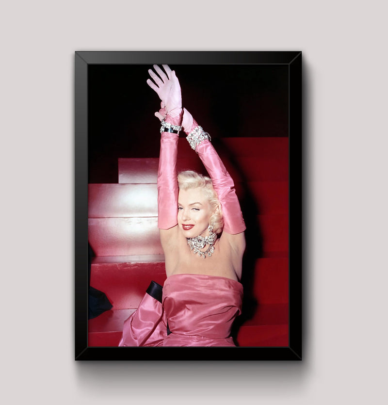 RPW Roystone Print Works Black and White Marilyn Monroe Fashion Shoot 2 Poster Prints Wall Decoration Art Picture V2 Framed or unframed wall art poster – printed in Yorkshire